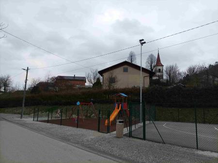 igrišče Radohova vas 1
